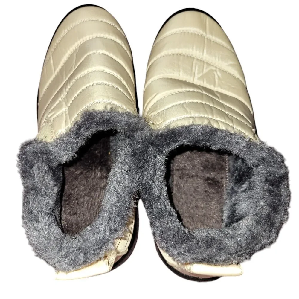 Ablanczoom women's snow booties size 8